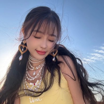 正是青春璀璨时
